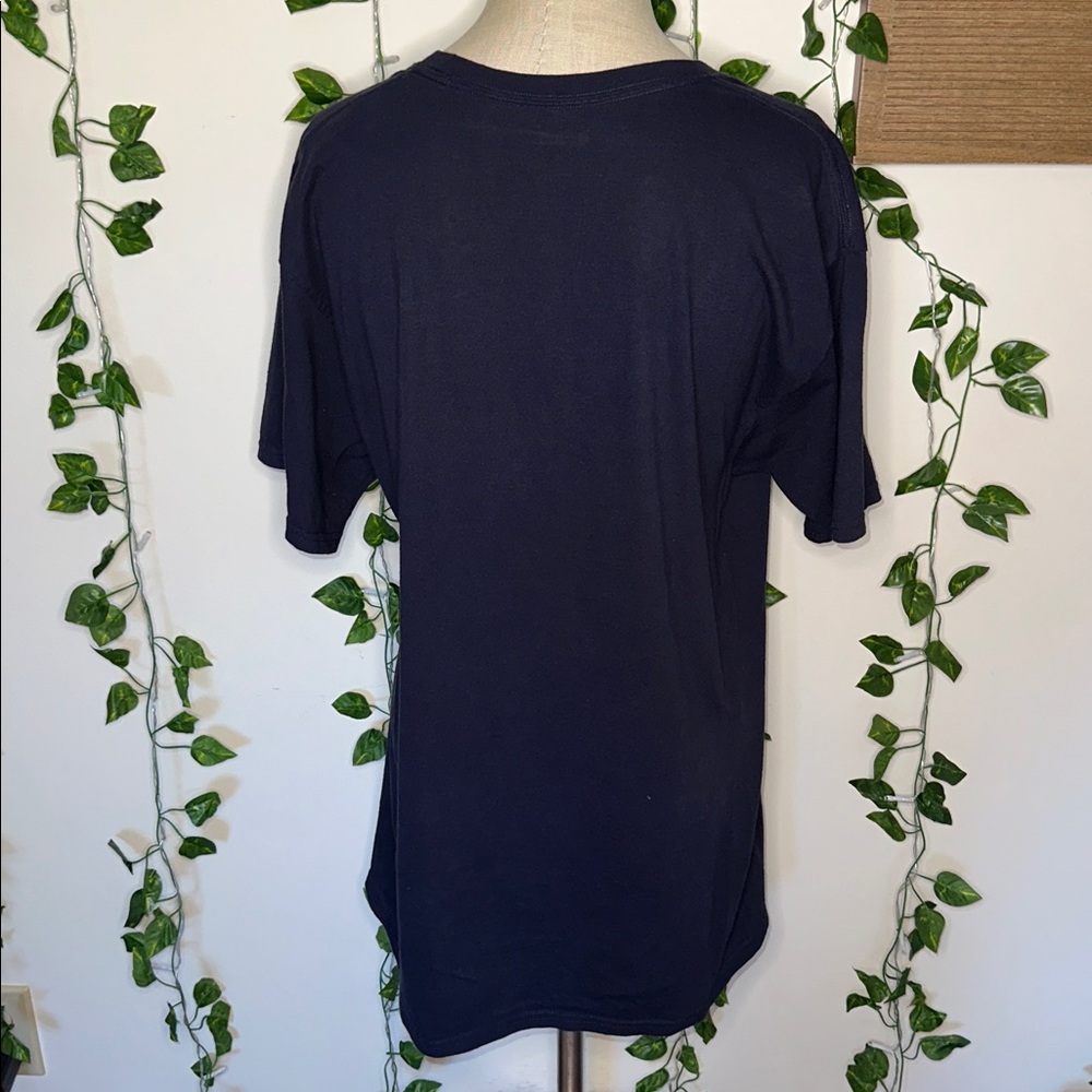 Champion Quinnipiac College BasketBall Loose Fitting T-Shirt - Picture 3 of 6